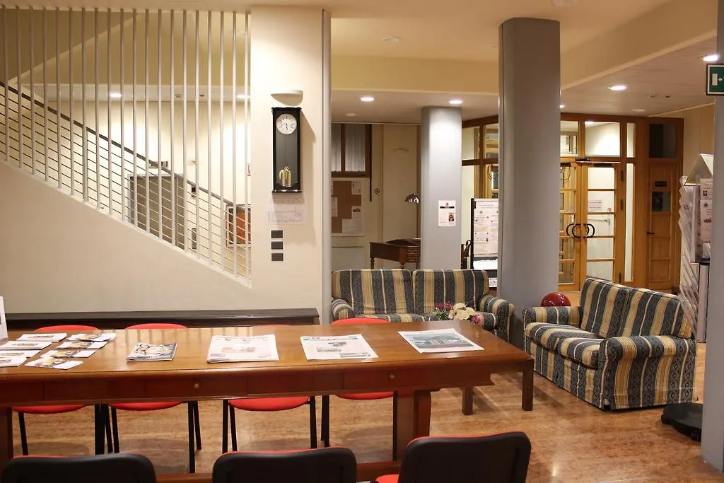 Ospitalita San Tommaso D'Aquino Hotel Bologna