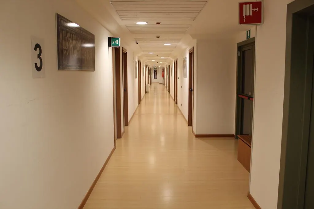 Ospitalita San Tommaso D'Aquino Hotel Bologna